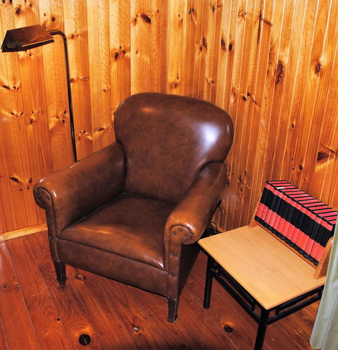 The Wombat Lodge - Dentist Find 7