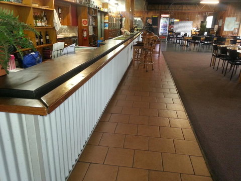 Tullah Tavern - Dentist Find 18