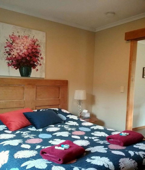 Eden Orchard & Farmstay - Dentist Find 20