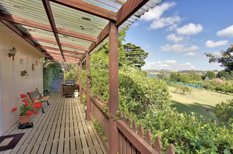 Tamar River Retreat - Dentists Australia 5