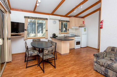 BIG4 Phillip Island Caravan Park - Dentist Find 41