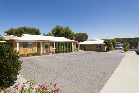 Port Campbell Parkview Motel & Apartments - Dentist Find 37