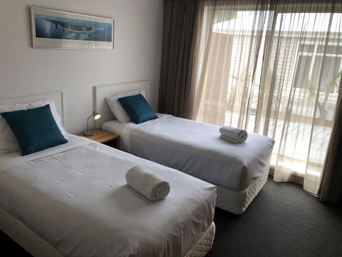Port Campbell Parkview Motel & Apartments - Dentist Find 13
