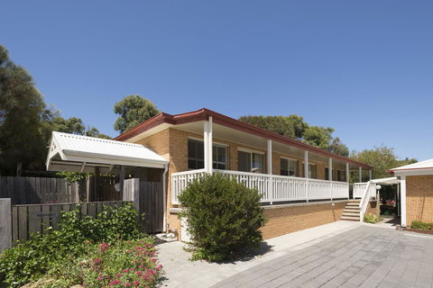 Port Campbell Parkview Motel & Apartments - Dentist Find 36