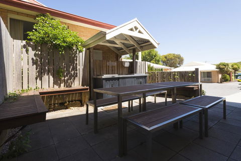 Port Campbell Parkview Motel & Apartments - Dentist Find 38