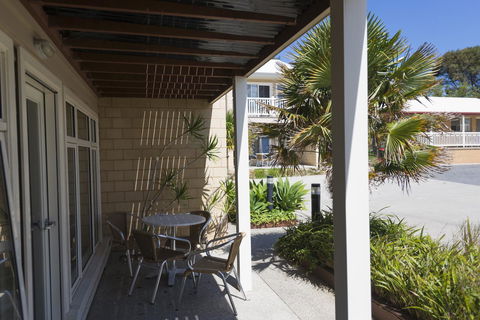 Port Campbell Parkview Motel & Apartments - Dentist Find 32
