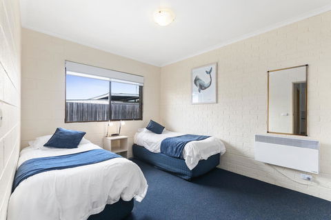 Allambi Holiday Apartments - Dentist Find 11