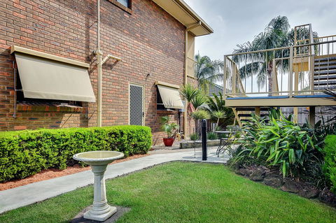 Allambi Holiday Apartments - Dentist Find 39
