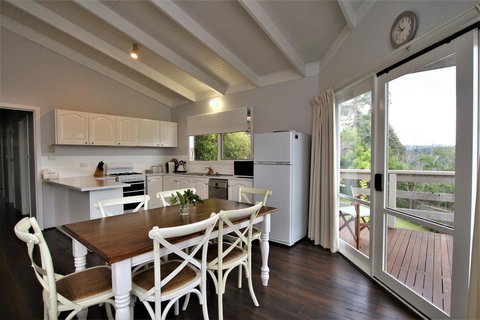 Hamptons In Healesville - Dentist Find 4