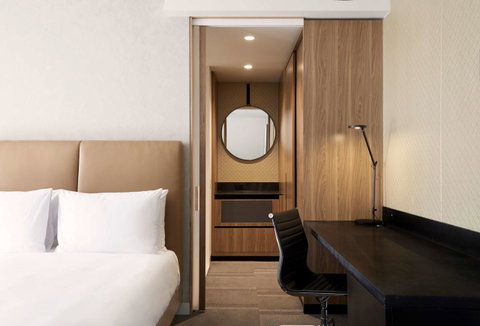 Hyatt Place Melbourne, Essendon Fields - Dentist Find 4