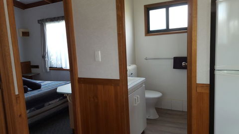 Echo Beach Tourist Park - Dentist Find 24