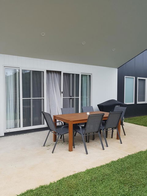 Wayamba - Brand New Home - Dentist Find 6