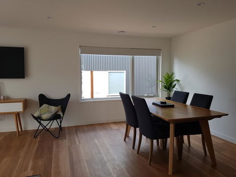 Wayamba - Brand New Home - Dentist Find 15