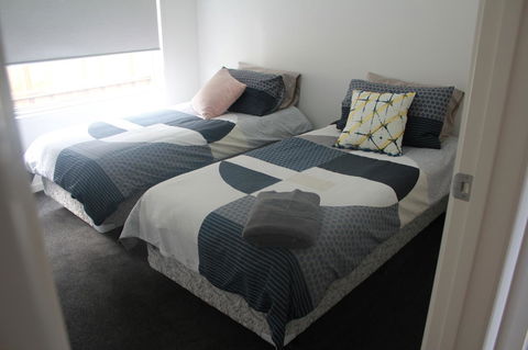 Wayamba - Brand New Home - Dentist Find 9