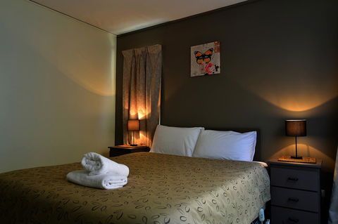 Executive Hideaway - Dentist Find 1