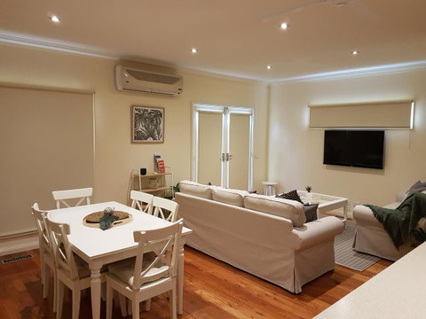 Healesville House - Fig Tree House - Dentist Find 8
