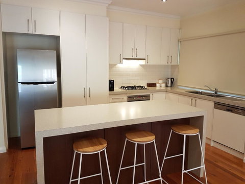 Healesville House - Fig Tree House - Dentist Find 5