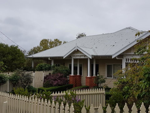 Healesville House - Fig Tree House - Dentist Find 2