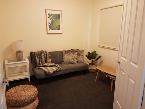 Healesville House - Fig Tree House - Dentist Find 9