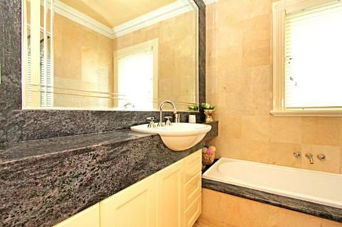 ABC Accommodation - Rosebud - Dentists Australia 15