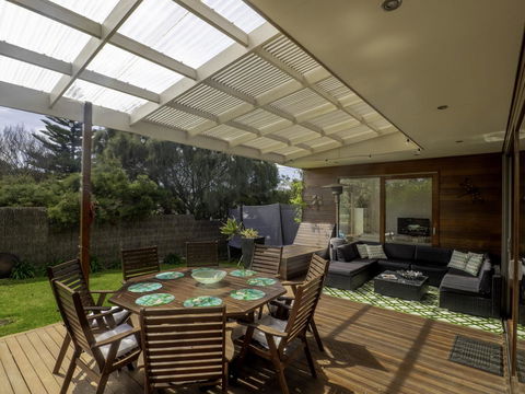 Blairgowrie Moonah Beach House: Walk To Beach - Dentist Find 1