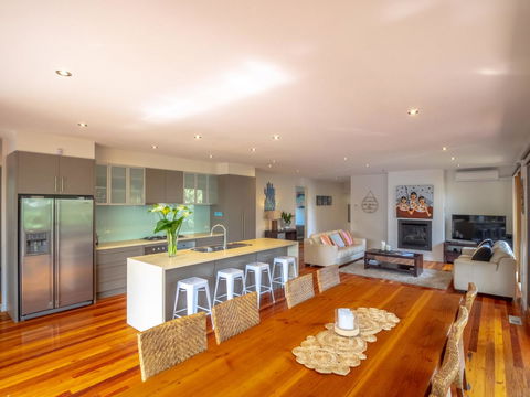 Blairgowrie Moonah Beach House: Walk To Beach - Dentist Find 3