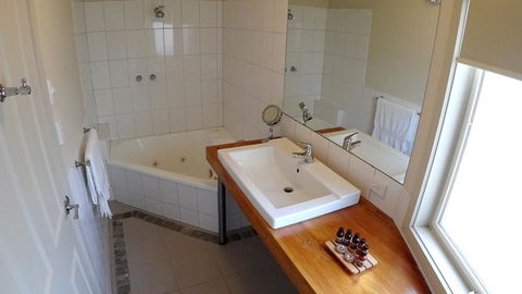 Two Truffles Cottages - Dentist Find 15