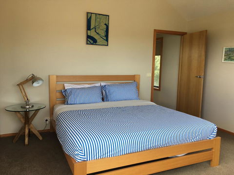 Apostle Hideaway - Central Port Campbell - Dentist Search 7