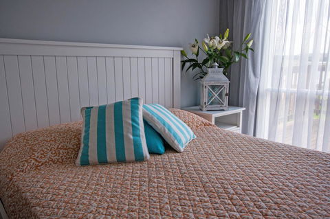 Stunning Waterfront Only 10 Minutes To Phillip Island - Pet Friendly - Dentist Find 16