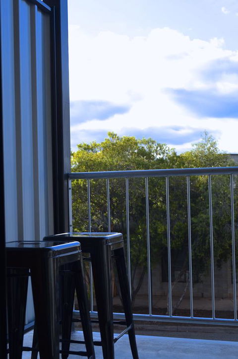 Mansfield Apartments - Dentists Australia 9