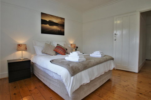 A Stroll Away - Dentist Find 6