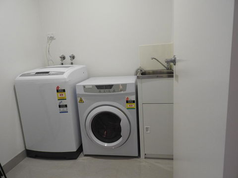 Phillip Island Towers - Dentist Find 12