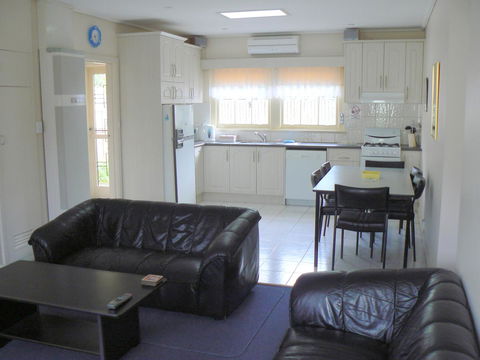 Rosebud Beach Unit, 200 Mt To Beach. Late Checkout - Dentist Find 2
