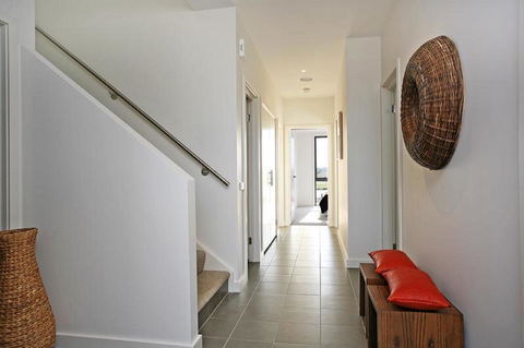1 Pebble Place - Dentist Find 6