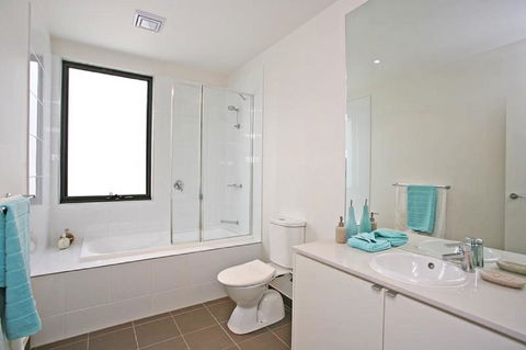 1 Pebble Place - Dentist Find 7