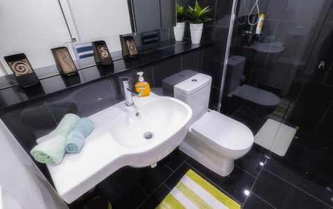 Waterfront Apt 234 Marinaquays - Dentists Australia 27