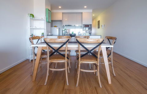 Waterfront Apt 234 Marinaquays - Dentists Australia 13