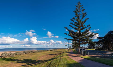Waterfront Apt 234 Marinaquays - Dentists Australia 32