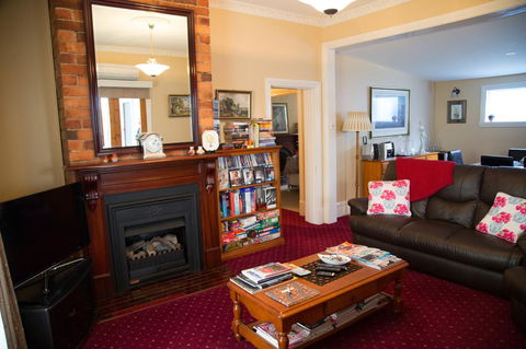 Airleigh-Rose Cottage - Dentist Find 26