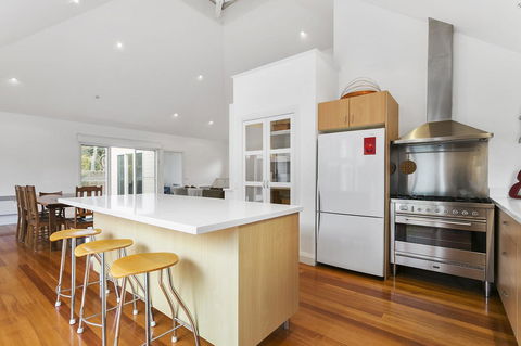 Perfect Blairgowrie Beach House - Dentist Find 3