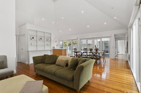 Perfect Blairgowrie Beach House - Dentist Find 4