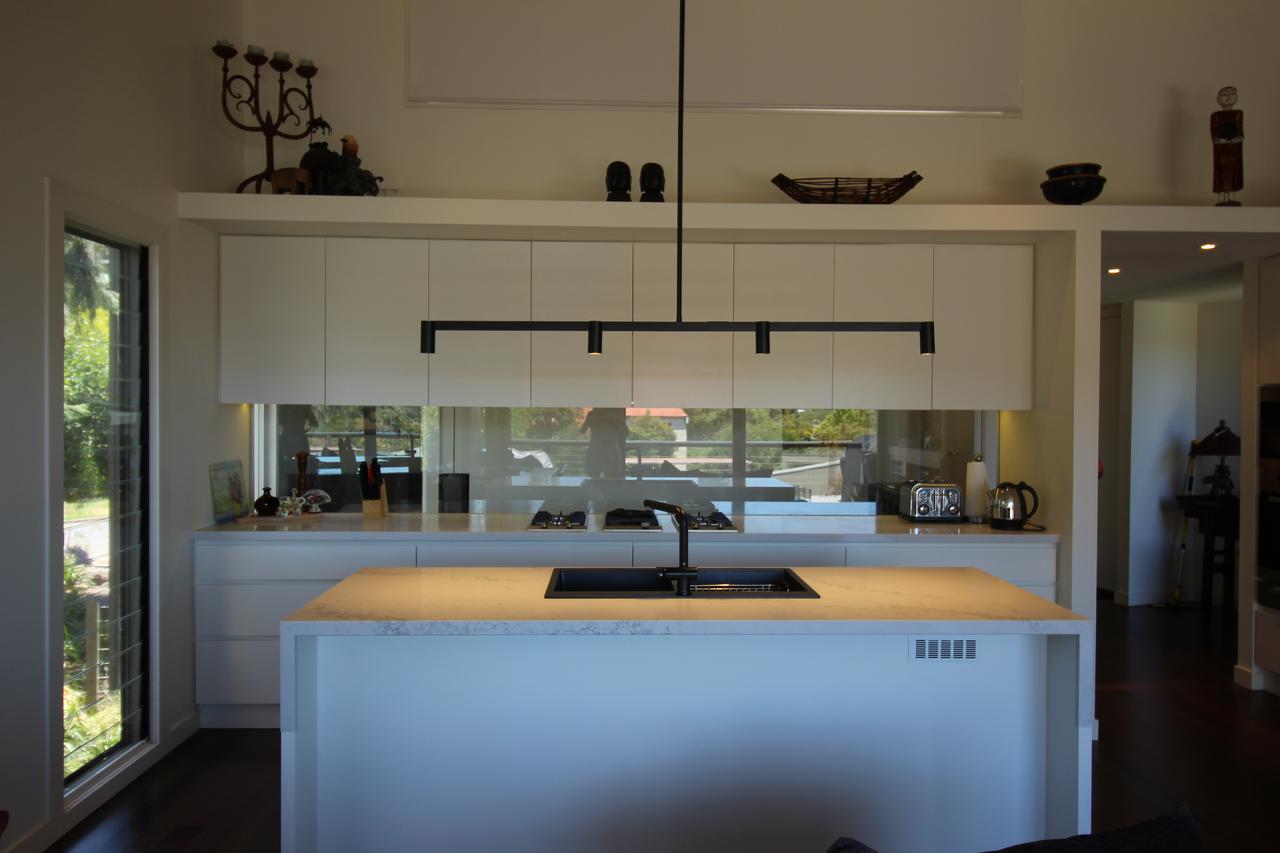 Lorne Holiday House