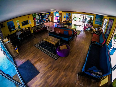Cool Bananas Backpackers - Dentist Find 28