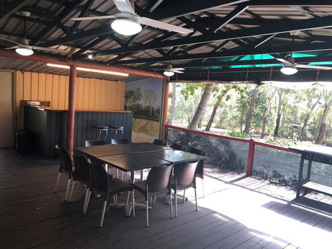 Captain Cook Holiday Village 1770 - Dentist Find 21