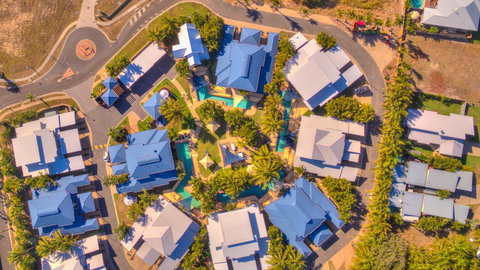 Edge On Beaches - Dentist Find 0