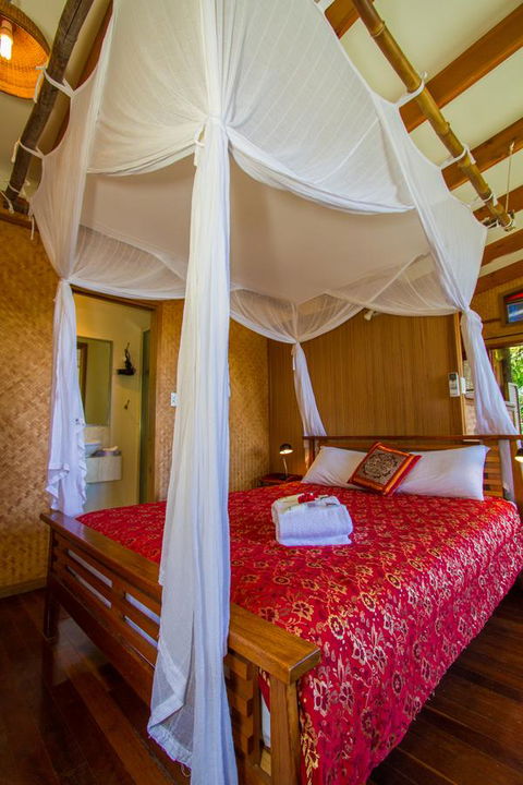 1770 Beach Shacks - Dentist Find 9