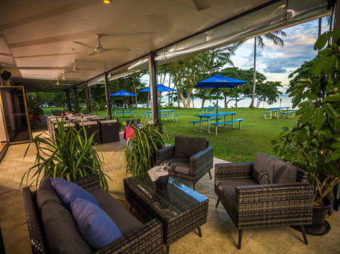 King Reef Resort - Dentist Find 7