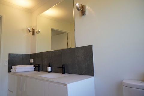 McCarthy Grove Maleny - Dentist Find 10