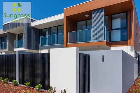 The Peninsula - Dentist Find 40