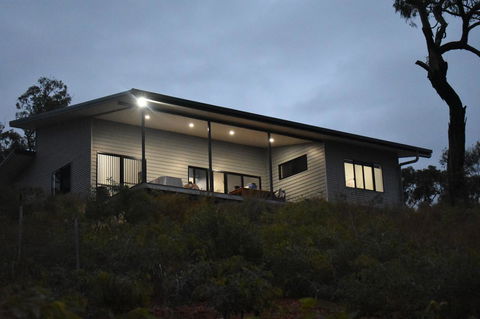 Ironbark House - Dentist Find 3